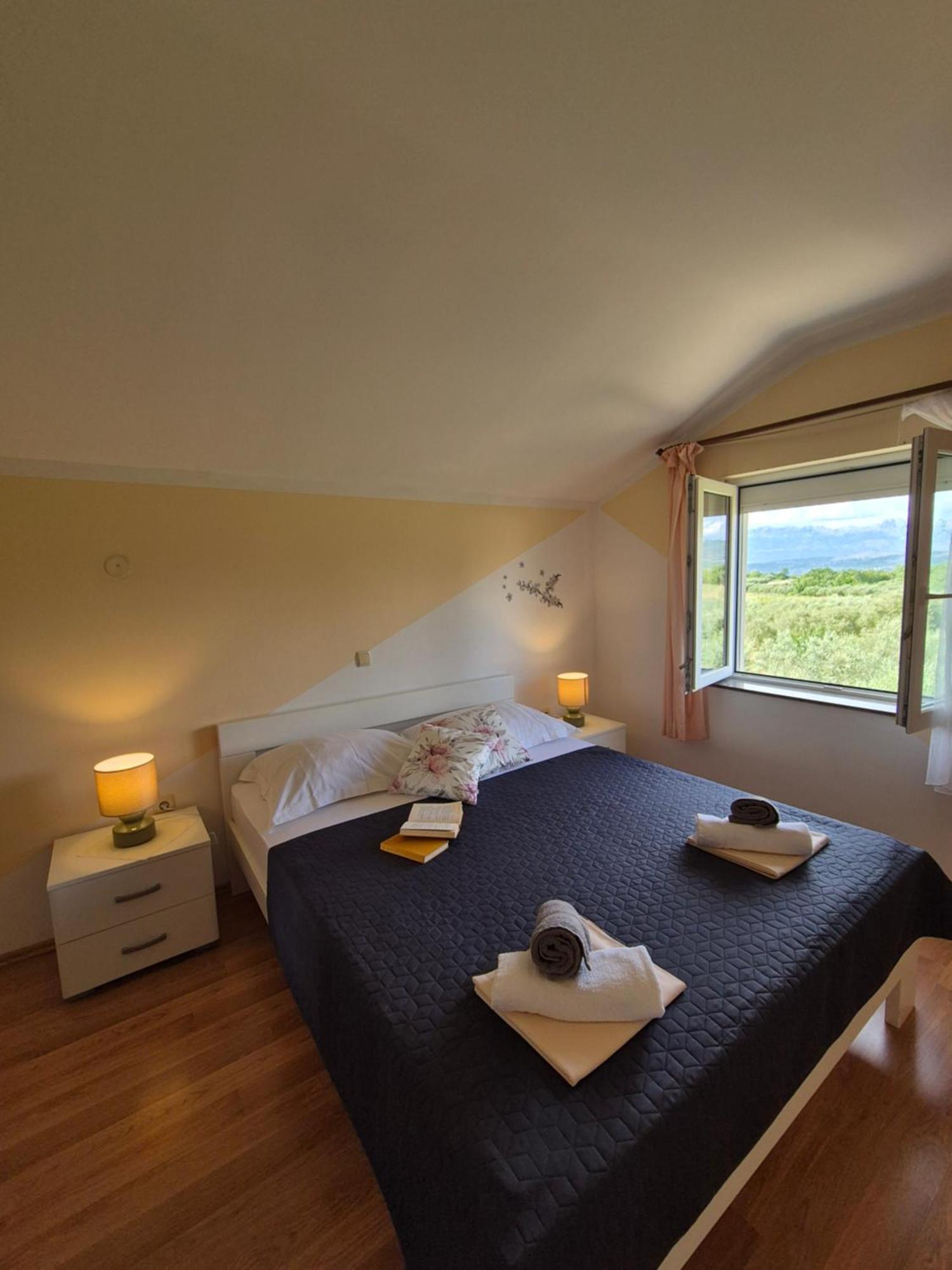 Apartman Lucija Daire Pridraga Dış mekan fotoğraf