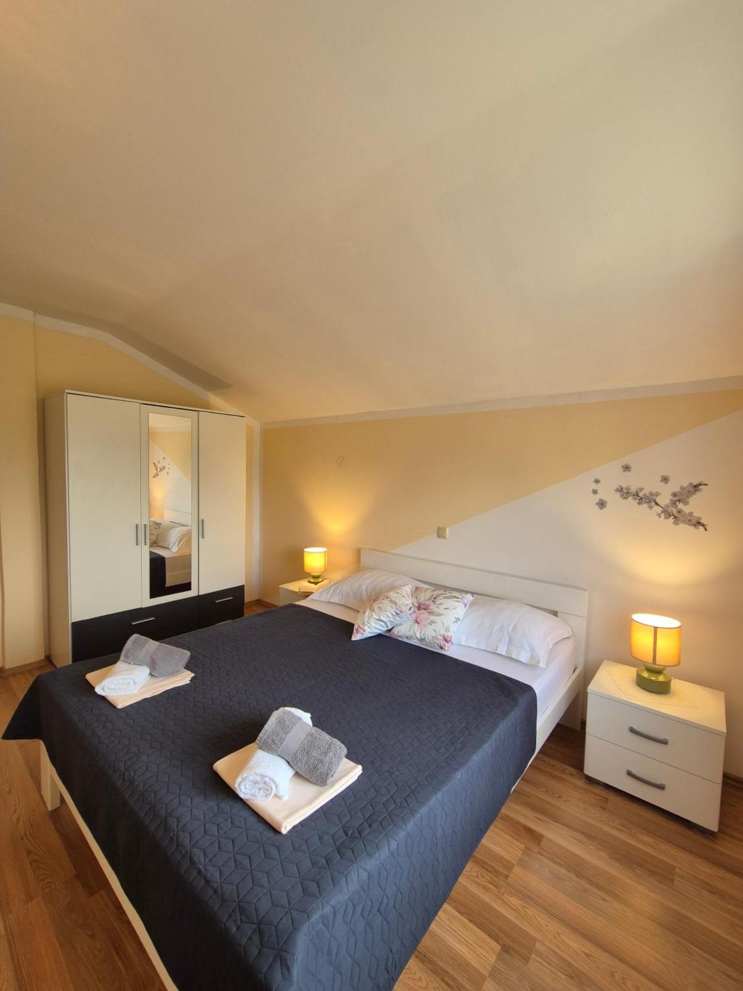 Apartman Lucija Daire Pridraga Dış mekan fotoğraf