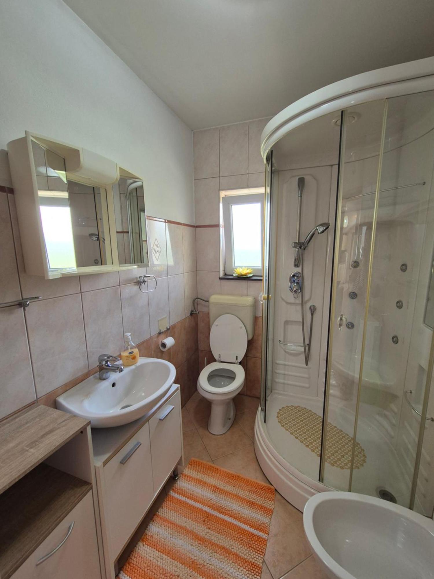 Apartman Lucija Daire Pridraga Dış mekan fotoğraf
