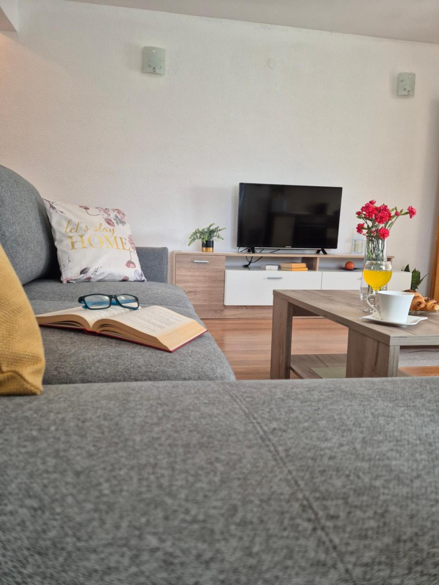 Apartman Lucija Daire Pridraga Dış mekan fotoğraf