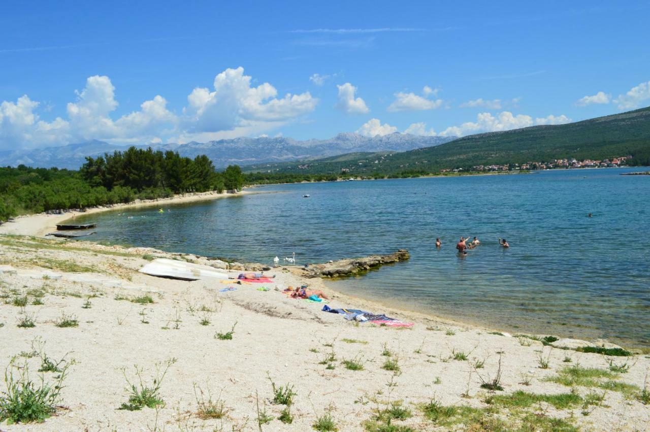 Apartman Lucija Daire Pridraga Dış mekan fotoğraf